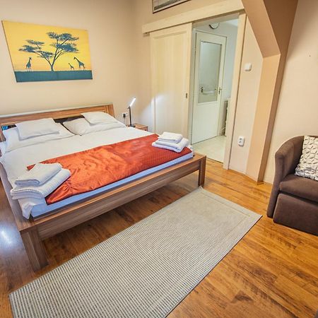 Delfin Apartman Sárvár Zewnętrze zdjęcie