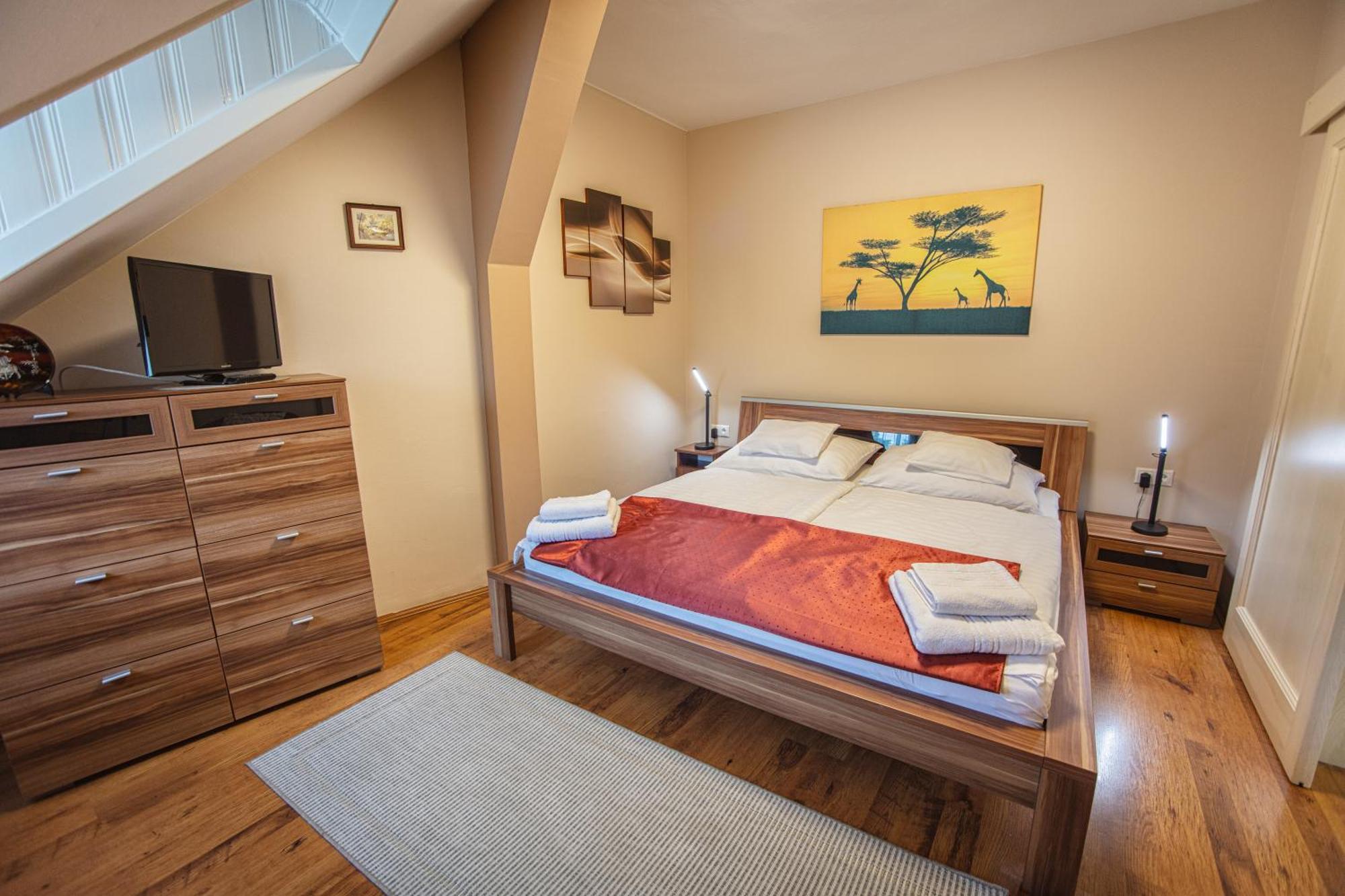 Delfin Apartman Sárvár Zewnętrze zdjęcie